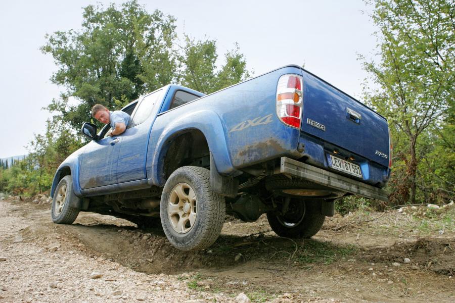  Mazda BT-50 2008 года  (фото 30 из 91)